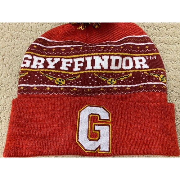 Wizarding World Of Harry Potter Red Gryffindor Knit Beanie Hat Cosplay OS - Picture 5 of 5
